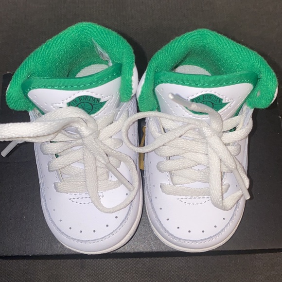 Jordan 2 Retro - Picture 2 of 5